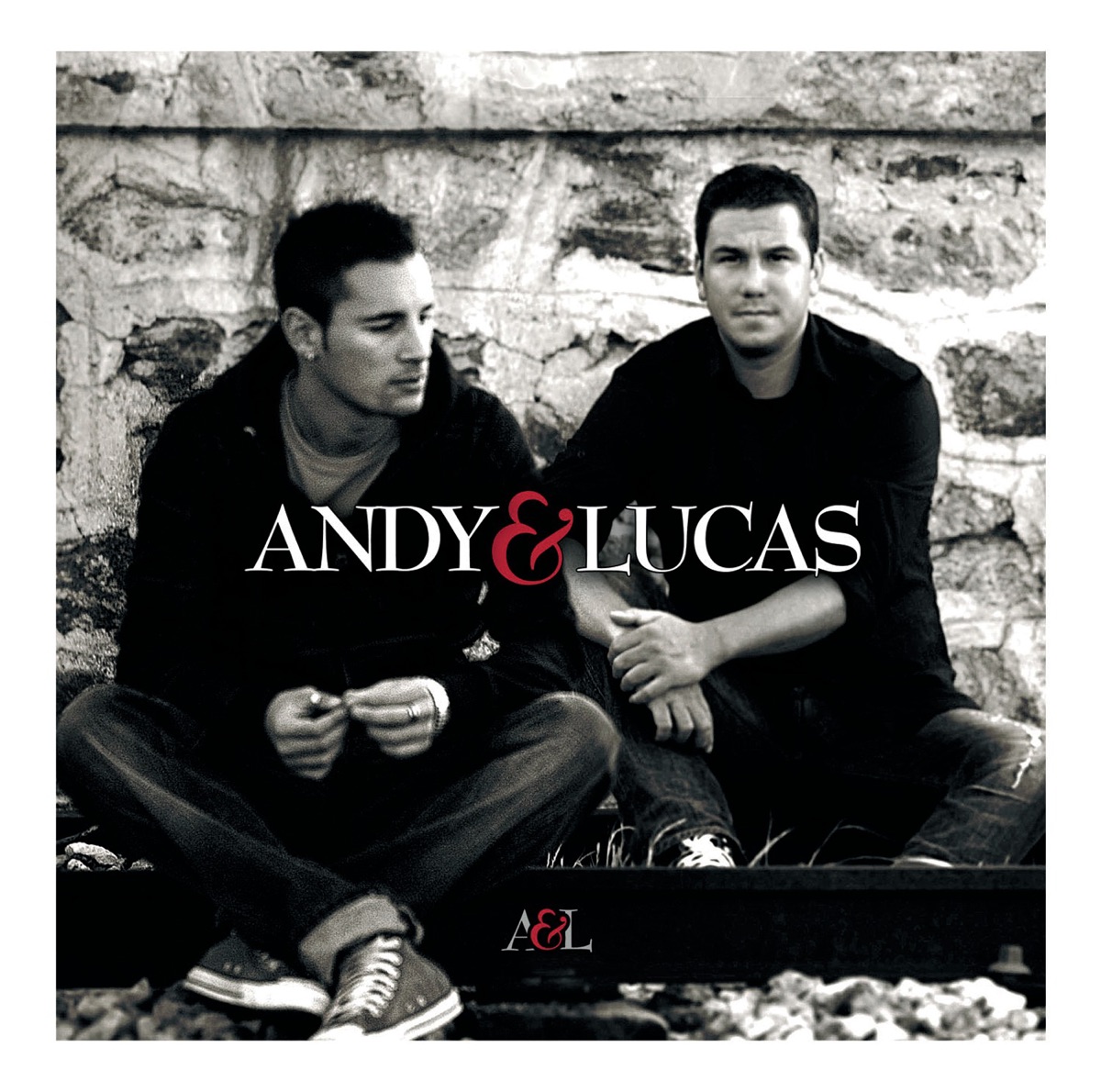 Con los Pies en la Tierra by Andy & Lucas album cover