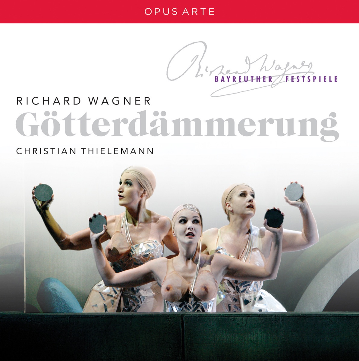 Wagner: Gotterdammerung by Martina Dike, Linda Watson, Bayreuth Festival Chorus, Stephen Gould, Bayreuth Festival Orchestra, Hans-Peter Konig, Edith Haller, Christian Thielemann, Christa Mayer, Ralf Lukas, Andrew Shore, Fionnuala McCarthy, Ulrike Helzel & Simone Schröder album cover