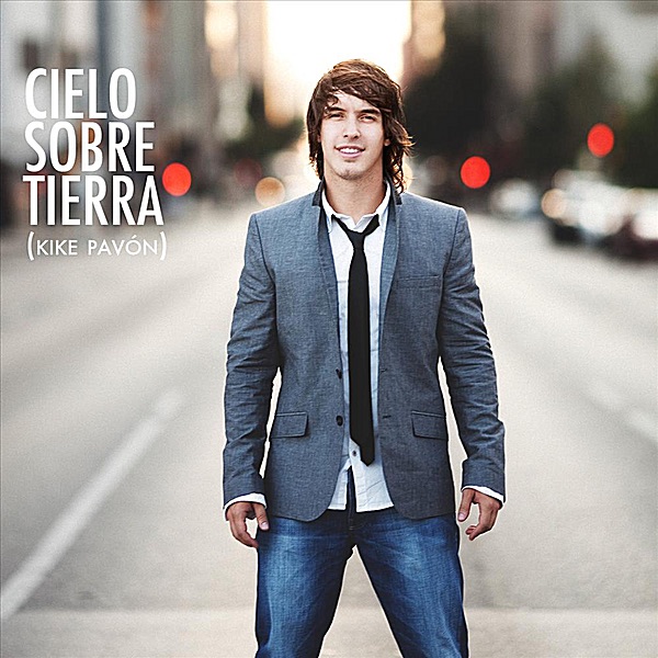 Cielo Sobre Tierra by Kike Pavón album cover