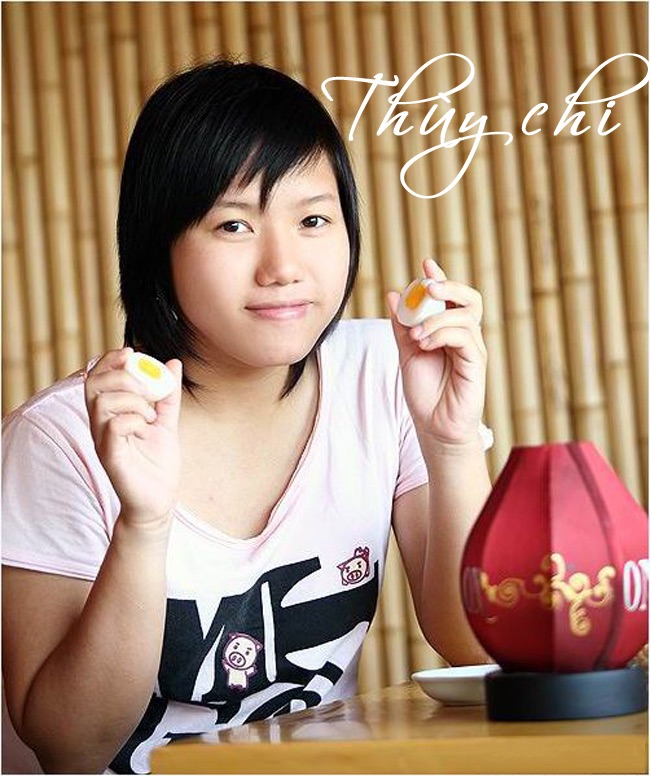 Chờ Anh Trong Cơn Mưa by Thùy Chi album cover