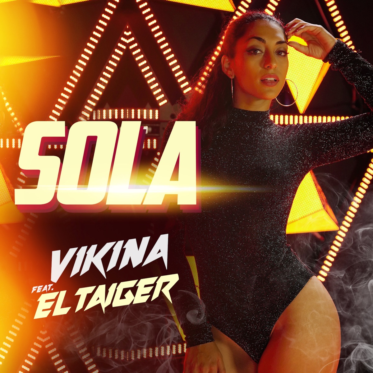 Sola (feat. El Taiger) - Single by Vikina album cover
