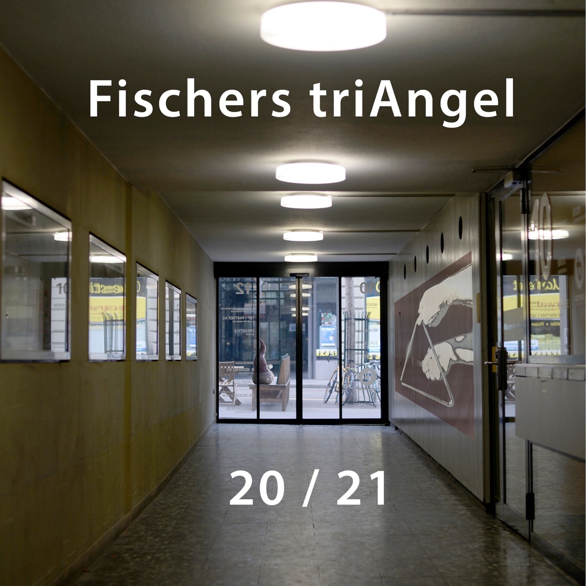 20/21 (feat. Stephan Urwyler, Tom Gasser & Peter Fischer) by Fischers triAngel album cover