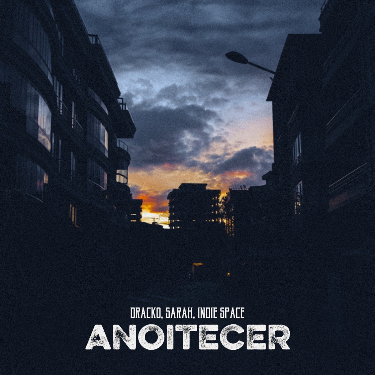 Anoitecer - Single by Indie Space, Sarah & Dracko album cover