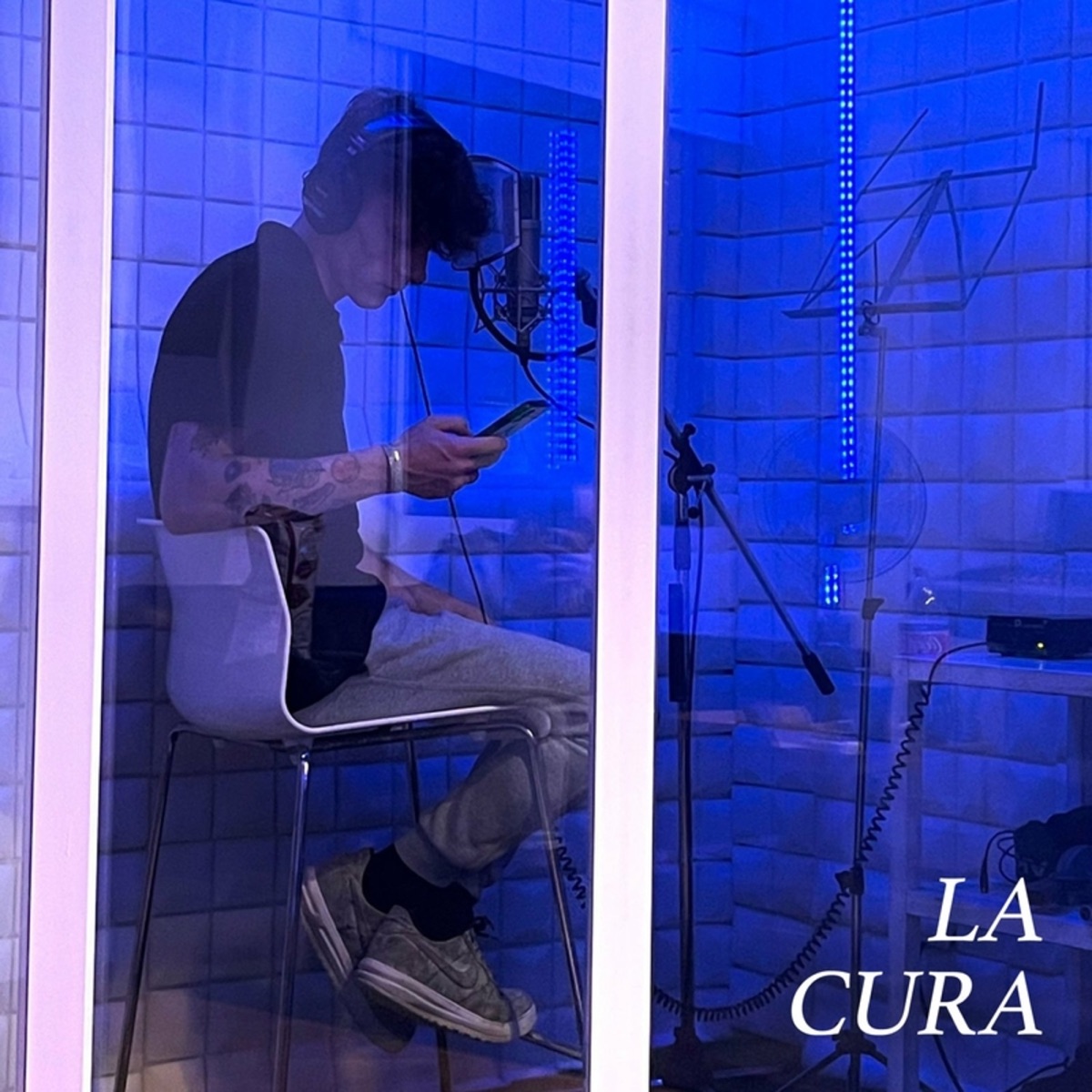 La Cura - Single by Javoo & Red Light Studio album cover