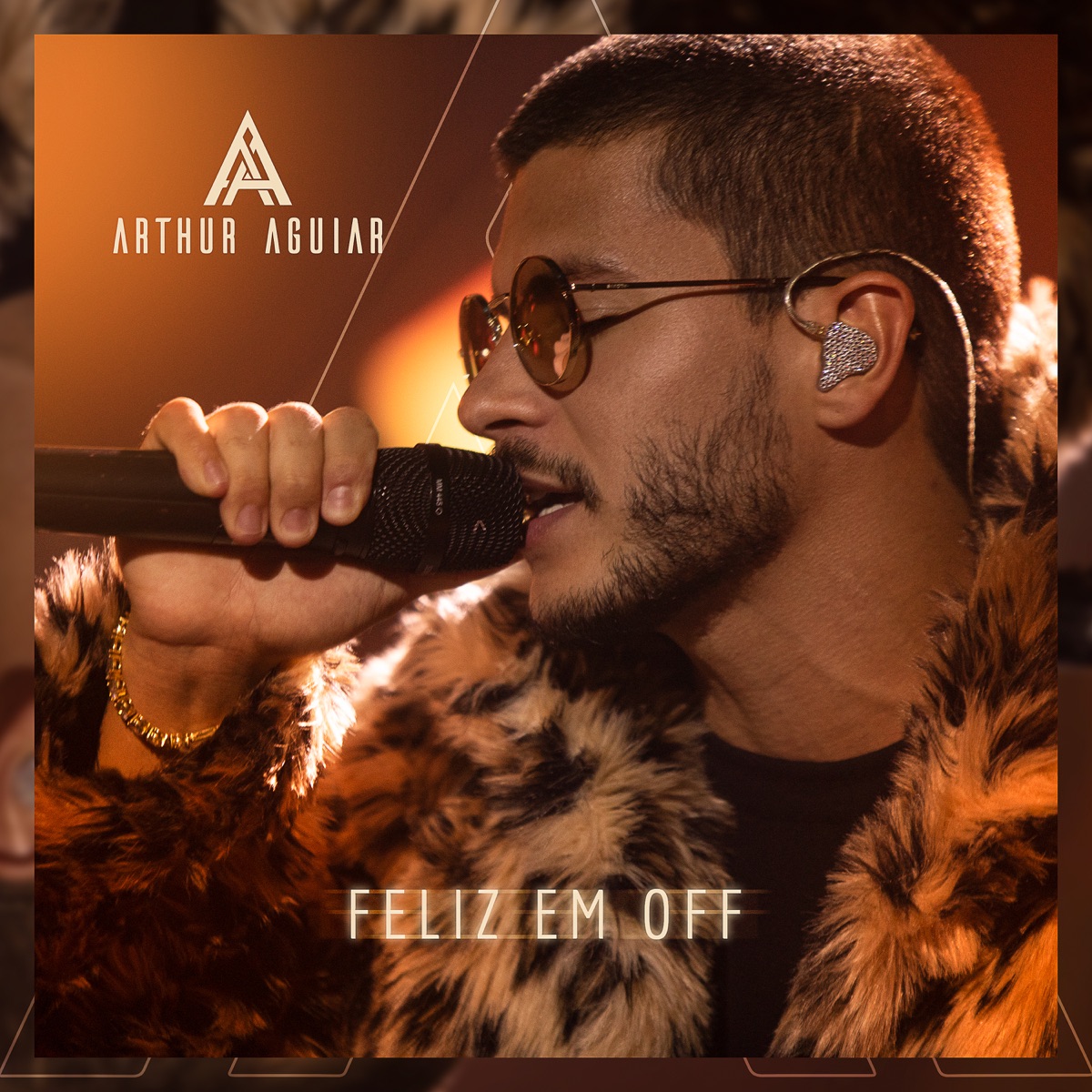 Feliz em Off (Acústico) - Single by Arthur Aguiar album cover
