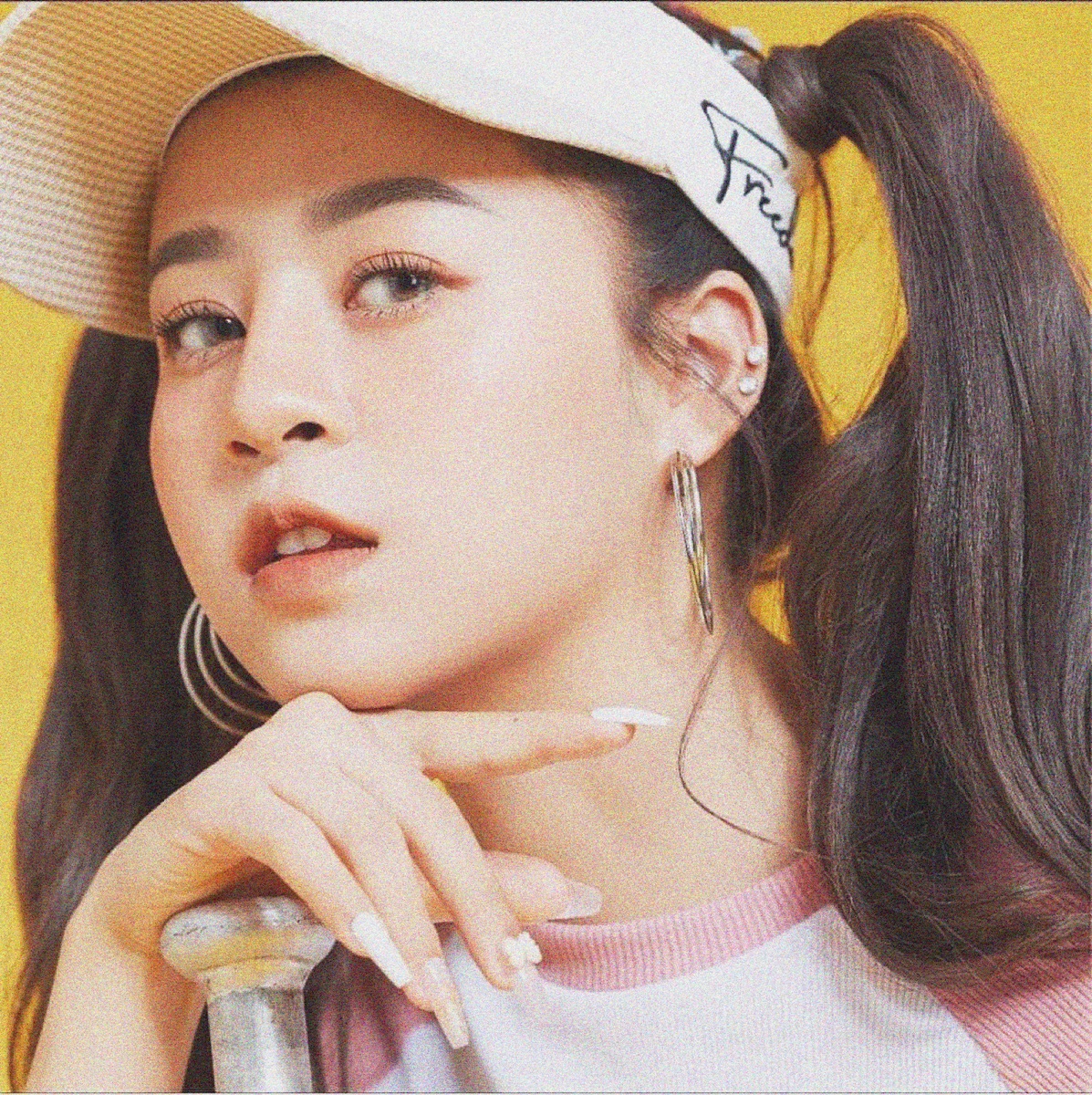 Đám Cưới Miền Tây - Single by Hana Cẩm Tiên album cover