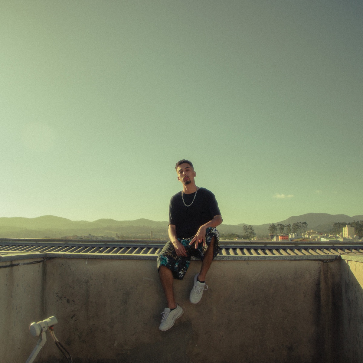 Eu Tava (feat. Mc Petterson) - Single by Vitor Haxi album cover