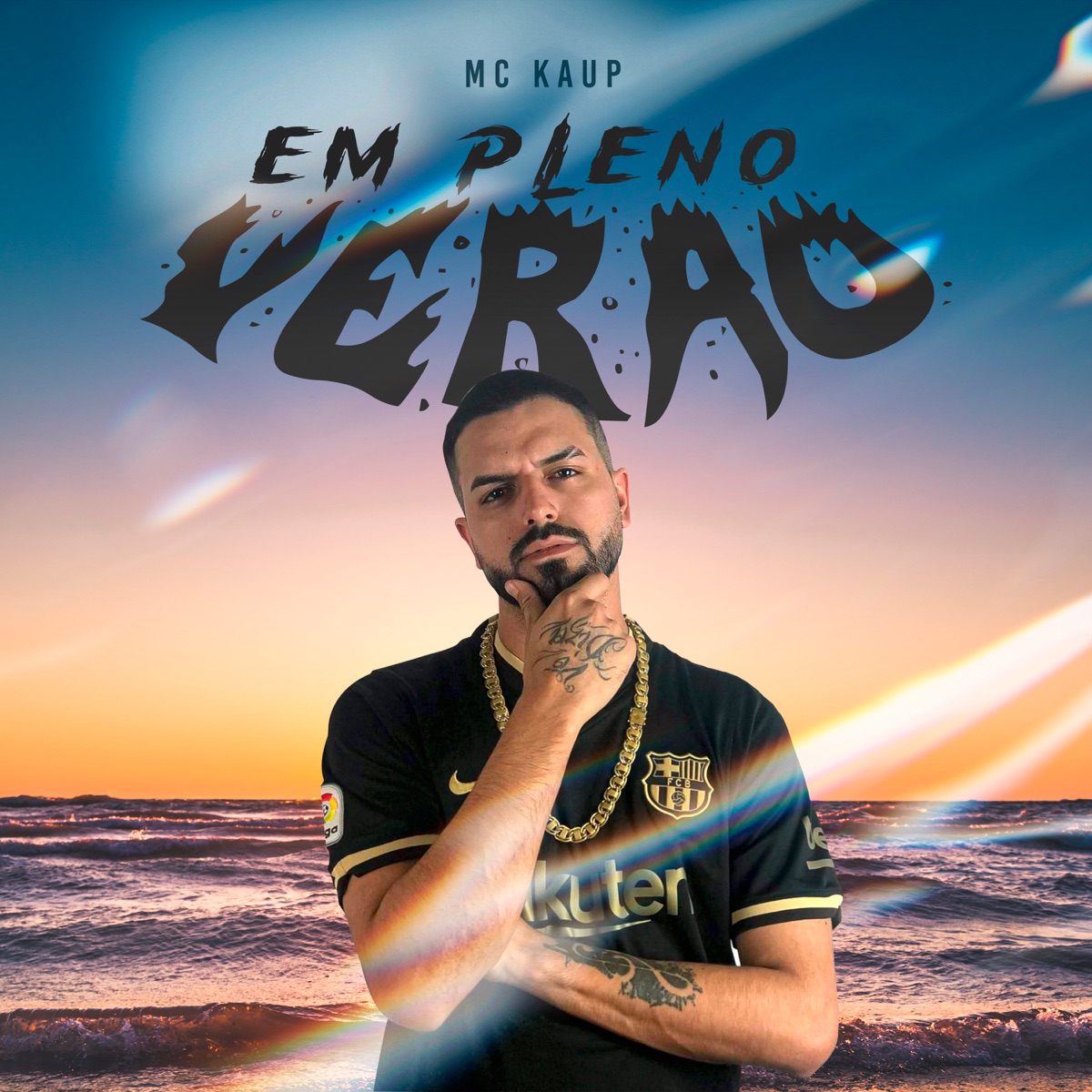 Em Pleno Verão - Single by Mc Kaup album cover