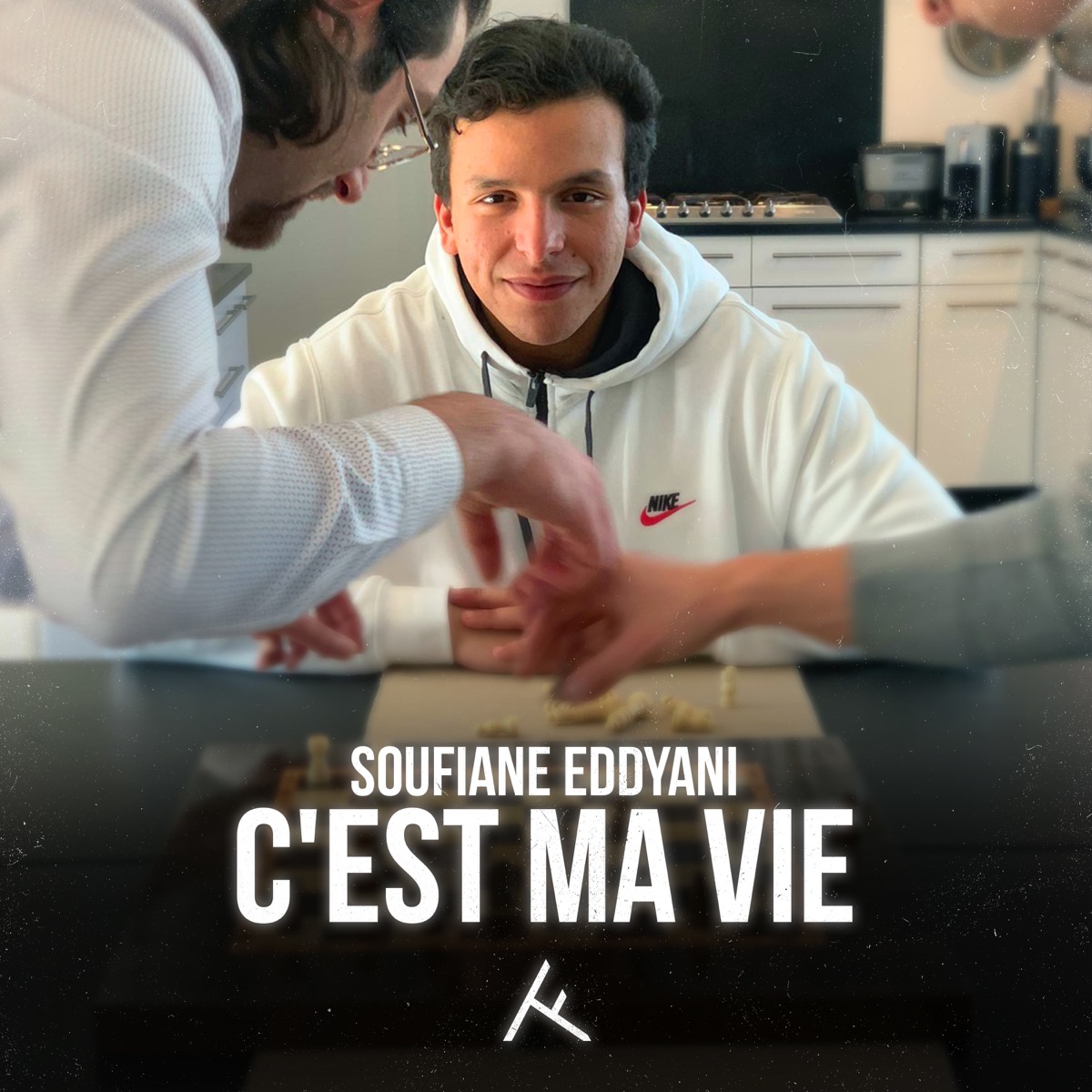 C'EST MA VIE - Single by Soufiane Eddyani album cover