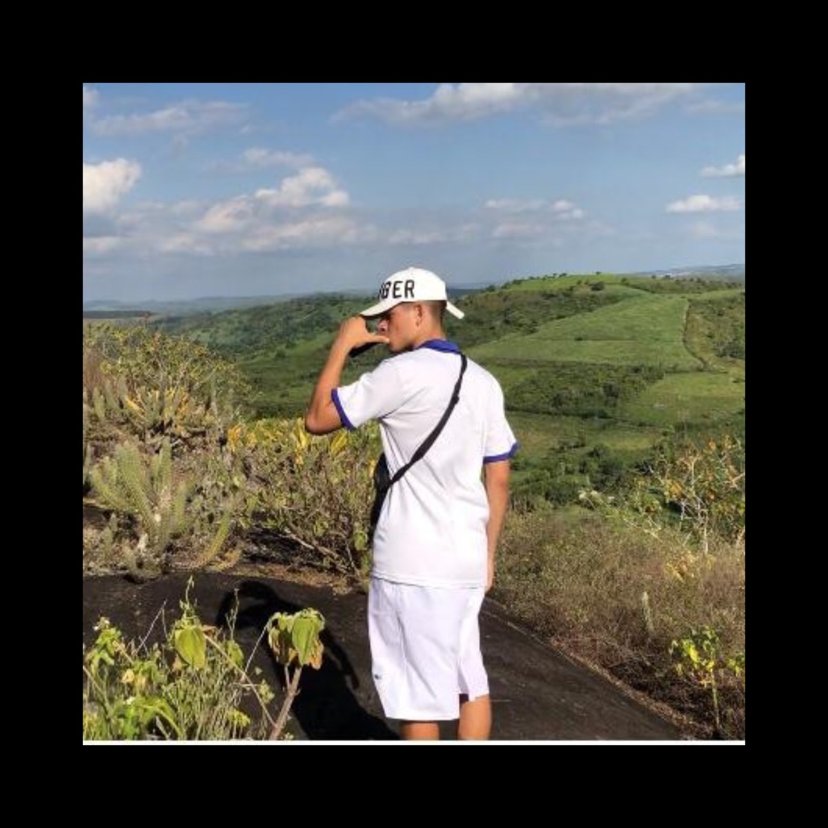 Sereia - Single by MC Vini album cover