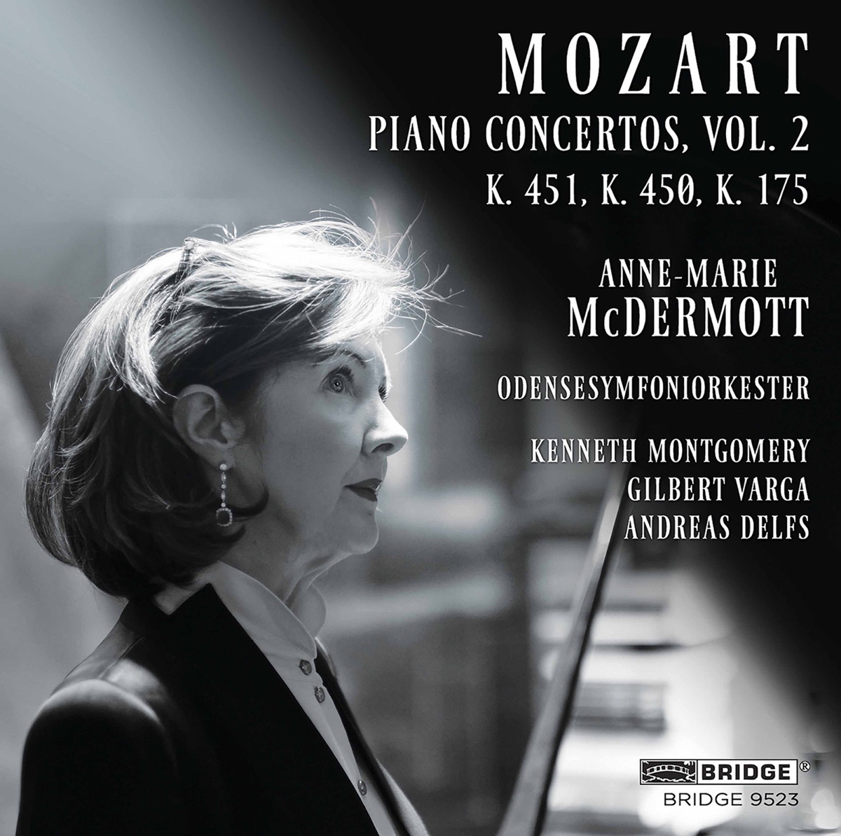 Mozart: Piano Concertos, Vol. 2 by Anne-Marie McDermott & Odense Symphony Orchestra album cover