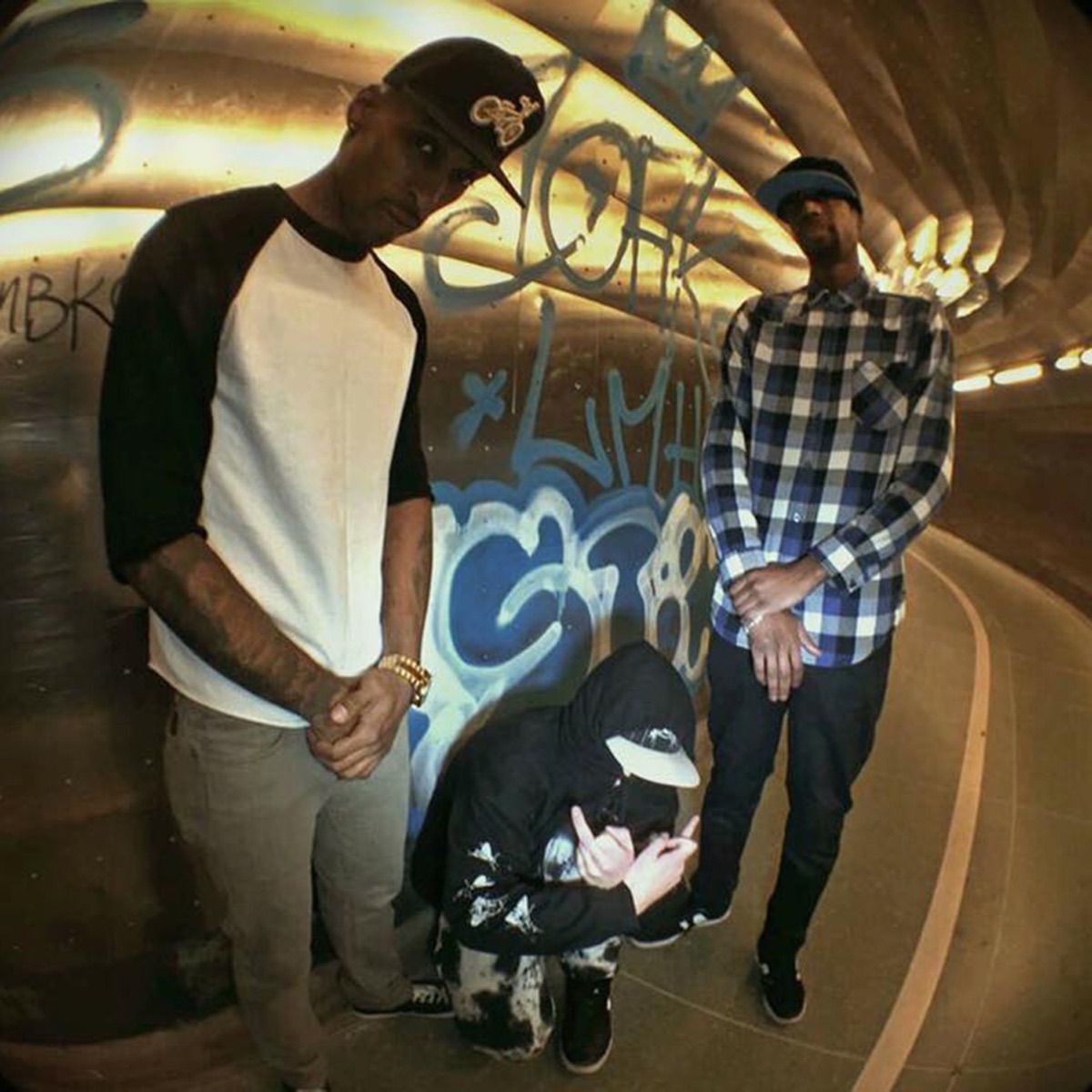 Welcome (feat. Ramoz) - Single by Low Medium High album cover