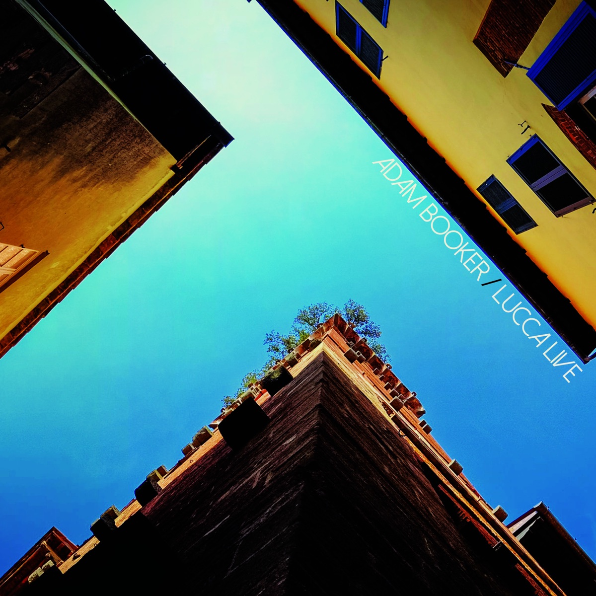 Lucca Live (feat. Alessandro Lanzoni & Bernardo Guerra) by Adam Booker album cover