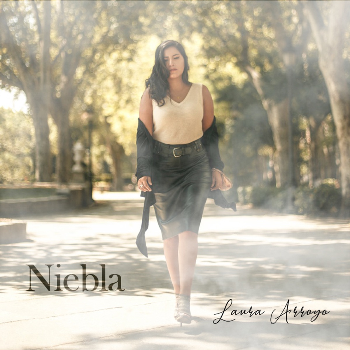 Niebla by Laura Arroyo album cover