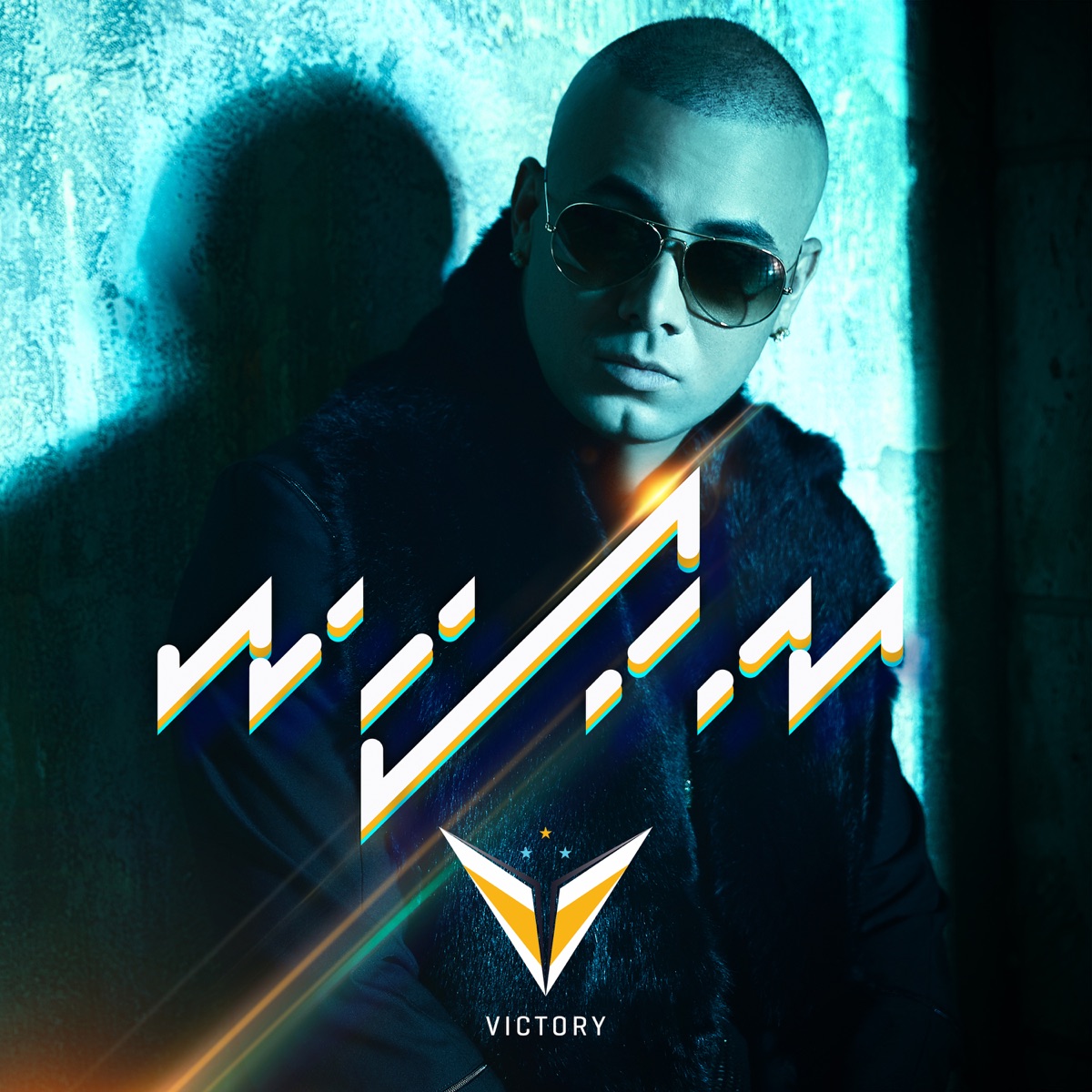 Victory by Wisin album cover