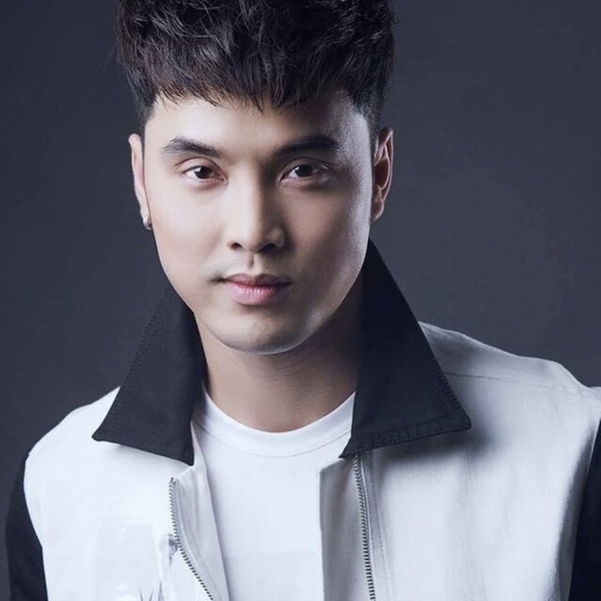 Nếu Ta Còn Yêu Nhau (feat. Phạm Quỳnh Anh) - Single by Ưng Hoàng Phúc album cover