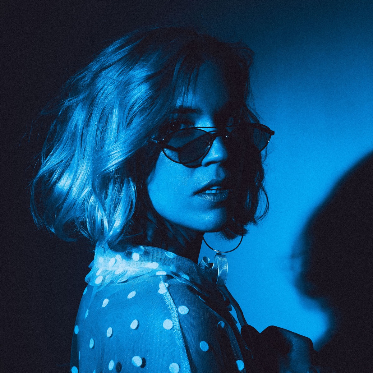 Blinding Lights (Acoustic Version) - Single by Victoria Voss album cover