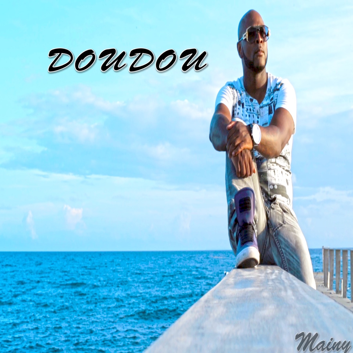 Doudou - Single by Mainy Dog album cover