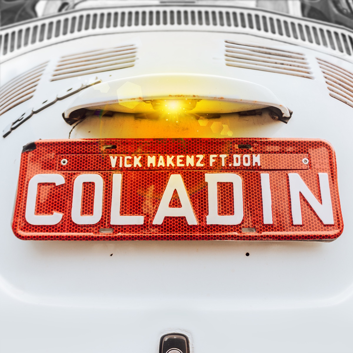 Coladin (feat. D.O.M) - Single by Vick Makenz album cover