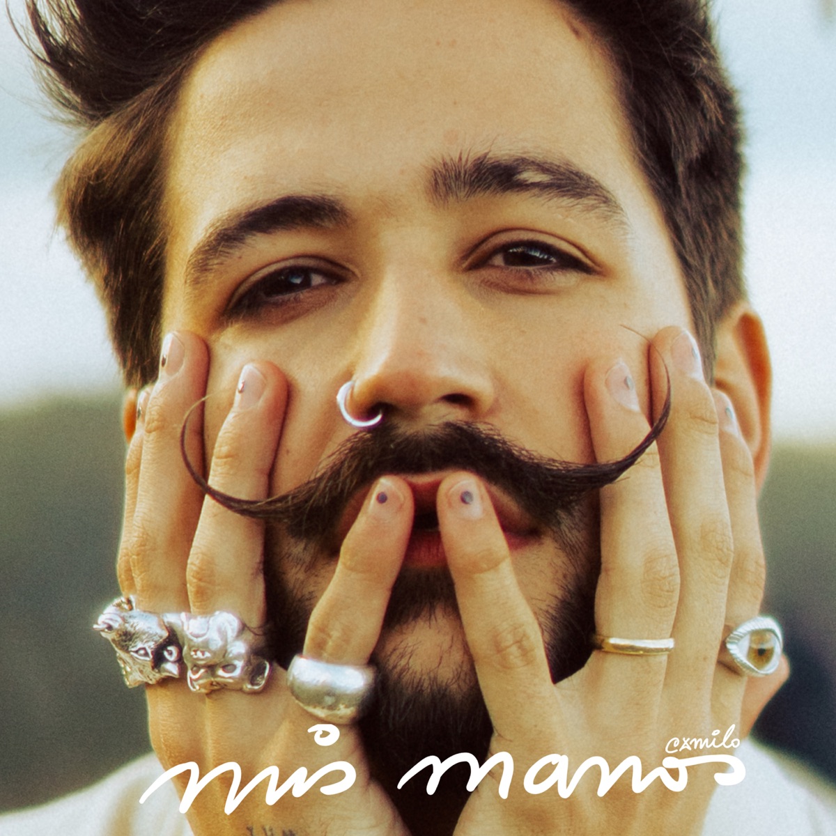 Mis Manos by Camilo album cover
