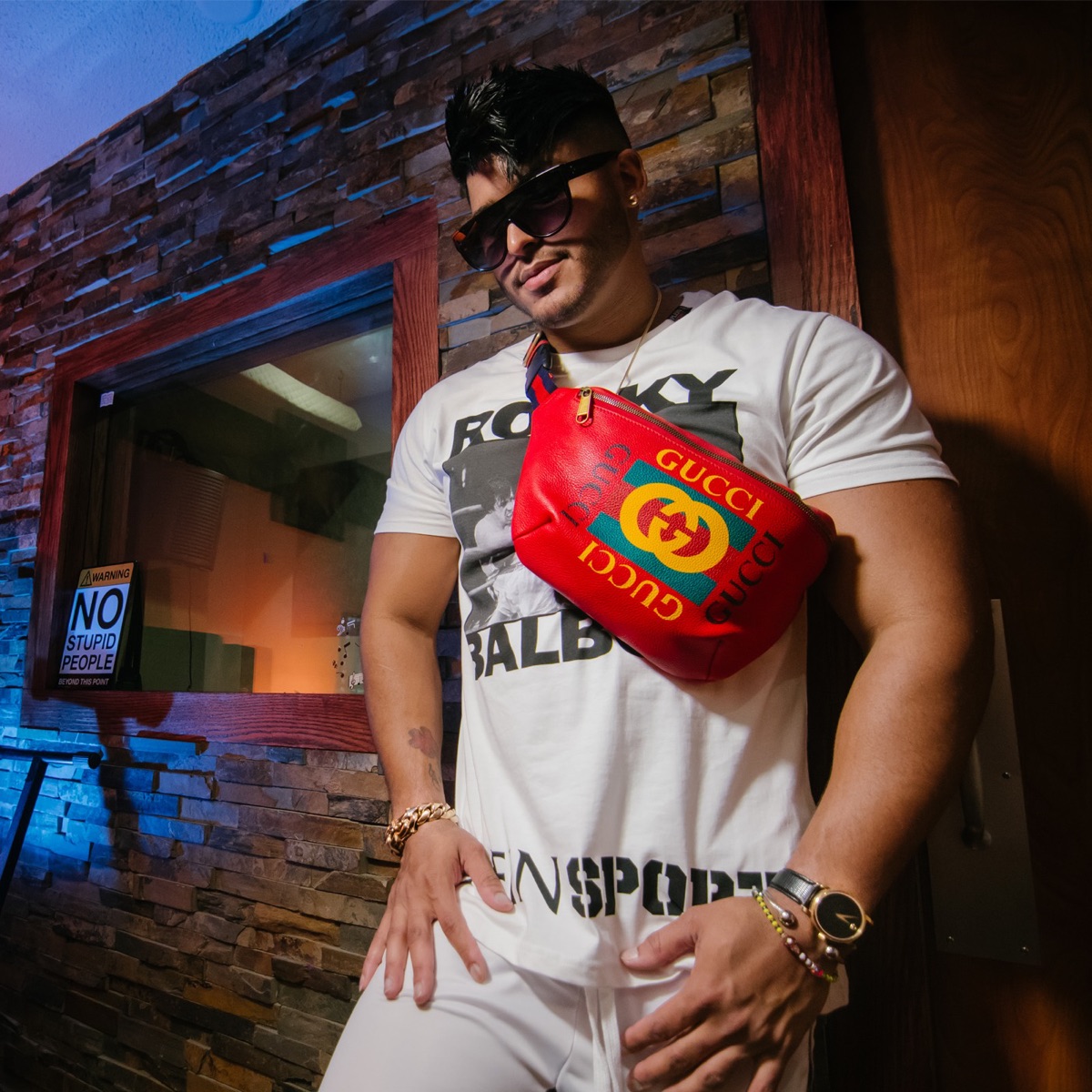 Que Nadie Se Entere - Single by El Yunti album cover
