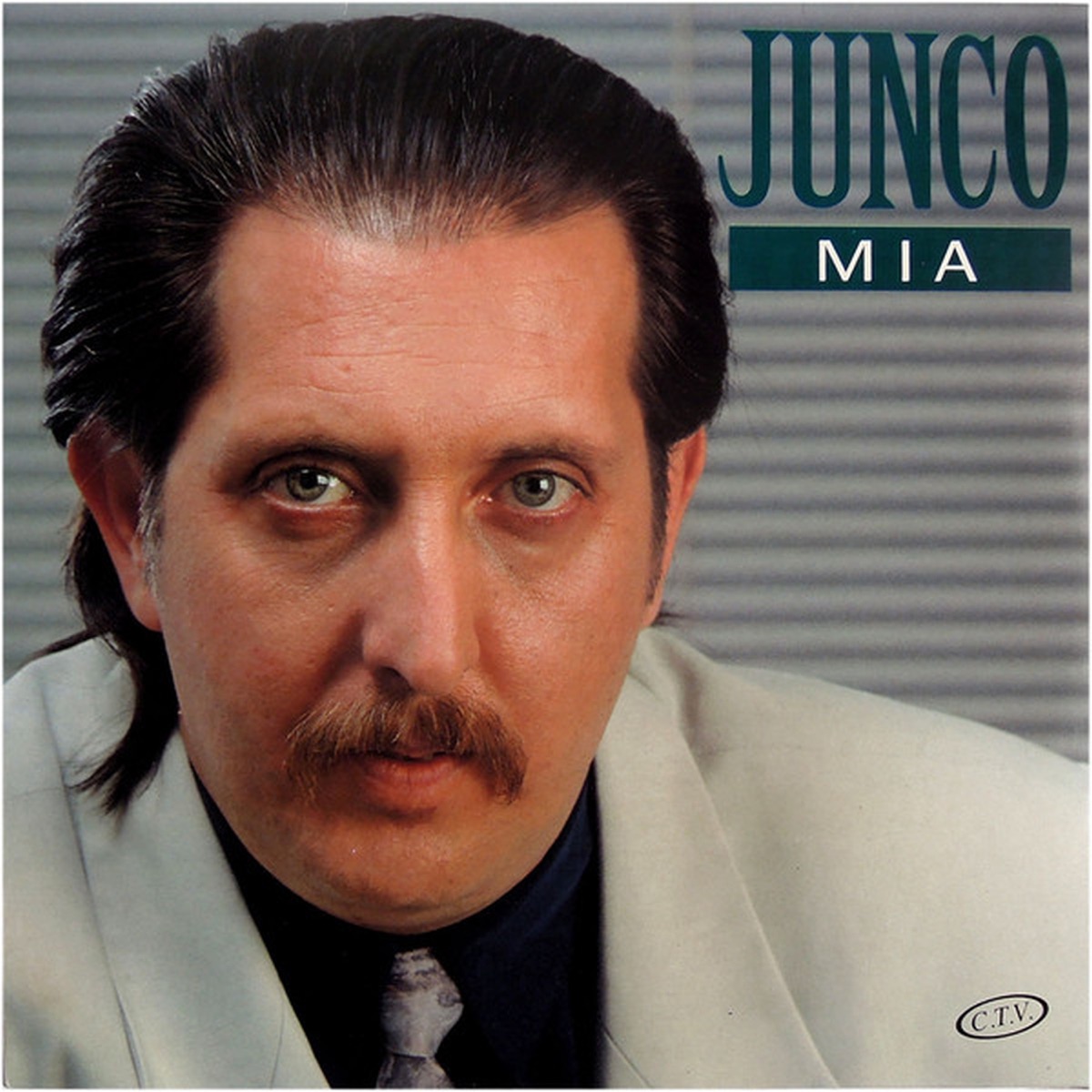 Mia by Junco album cover