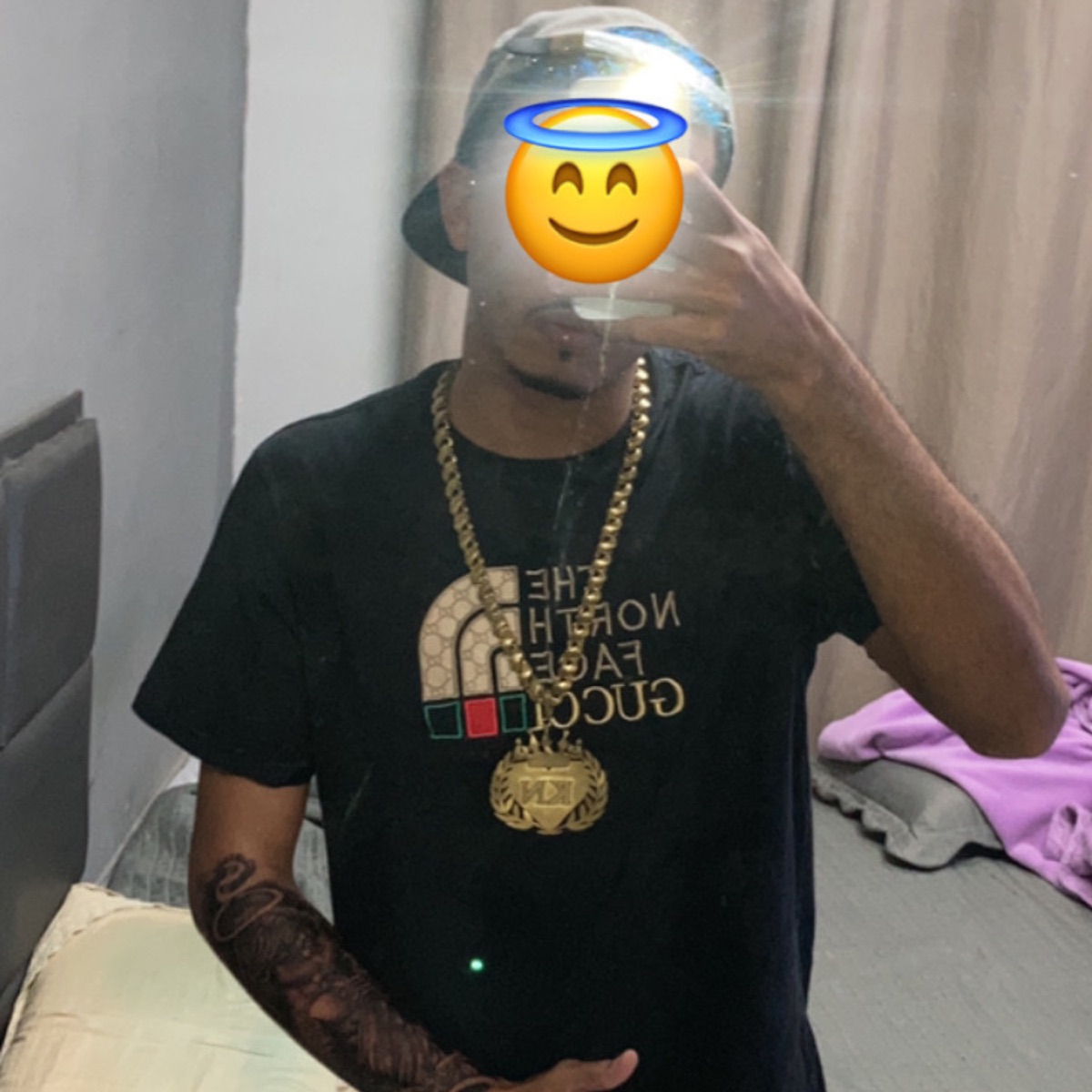 MTG - Hoje Ela Quer Conhecer a Tropa do Mantem - Single by Mc Kn bh album cover