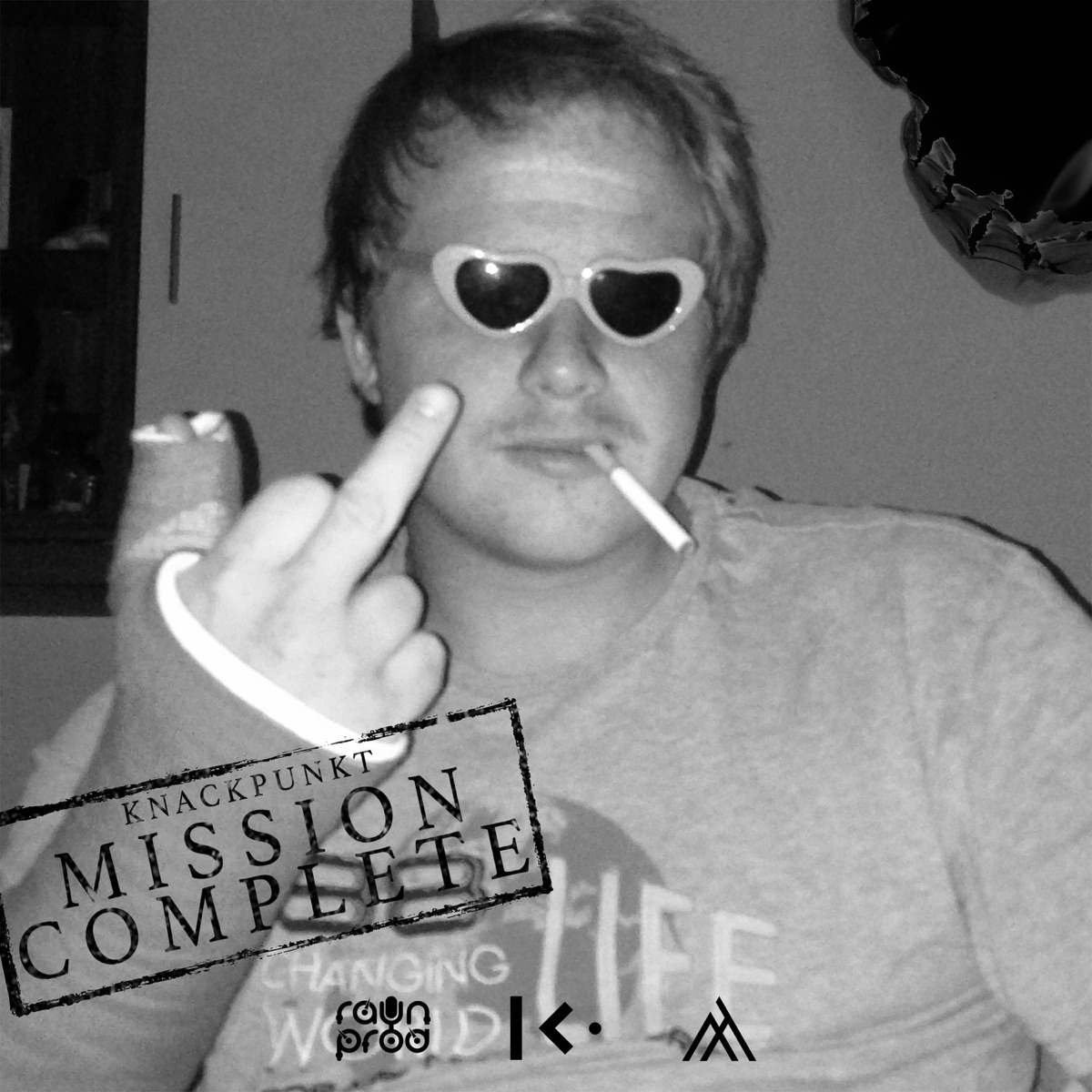 Mission Complete by Knackpunkt album cover