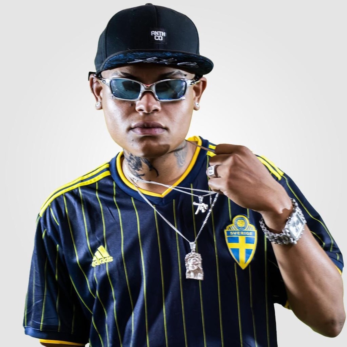 ELA NAO TE AMA (MC MK DO CRT) - Single by mc mk do crt album cover