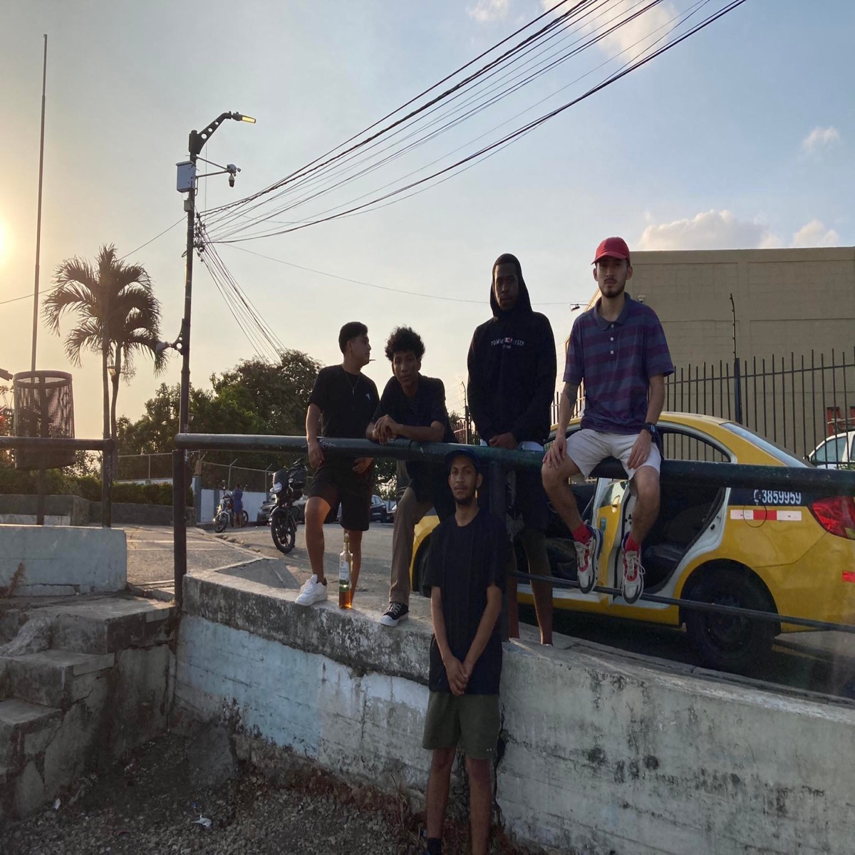 Hooligangs - Single by Monkey Clay, Kramer AKA Navarrete, Aisac b.d & Leto Bareto album cover