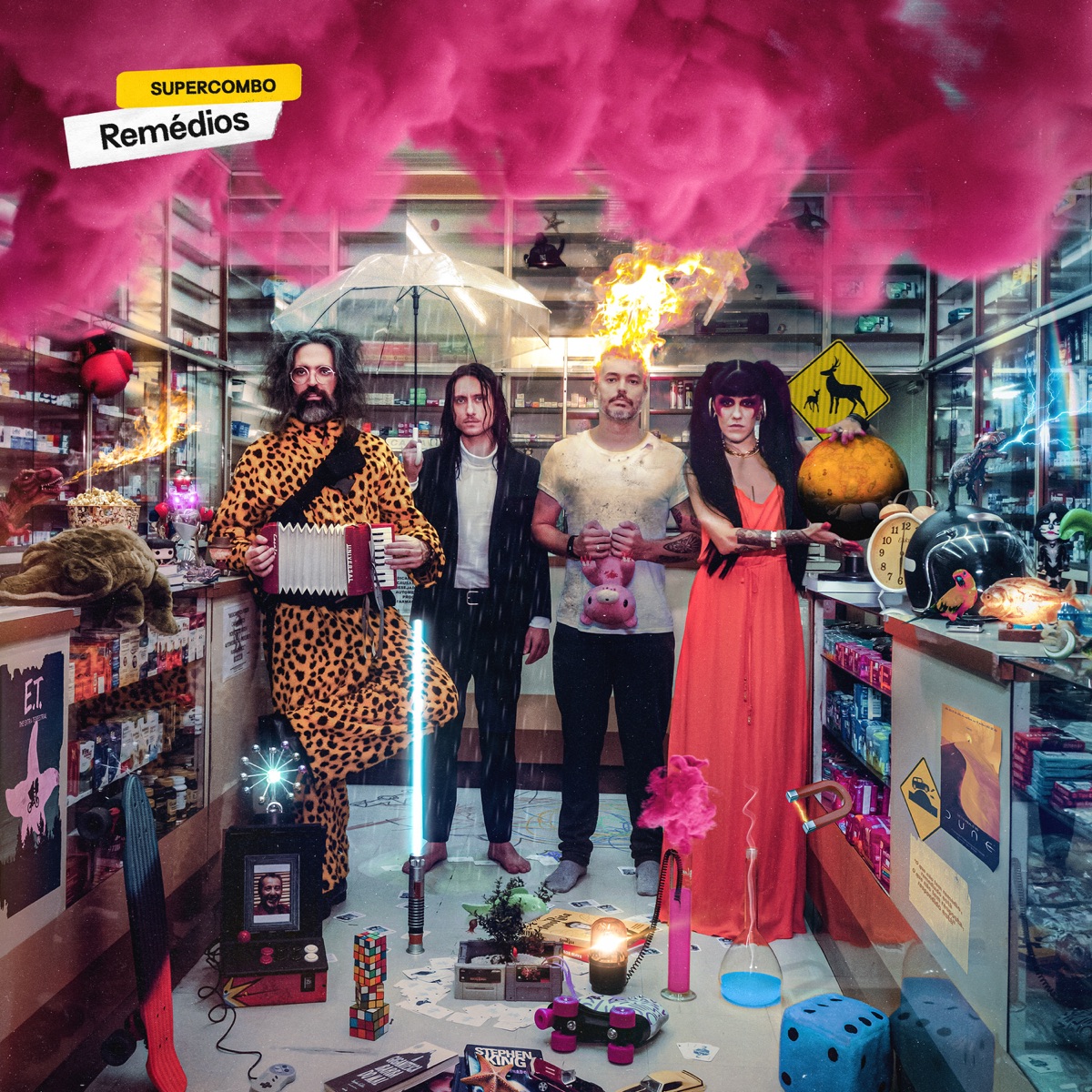 Remédios by Supercombo album cover