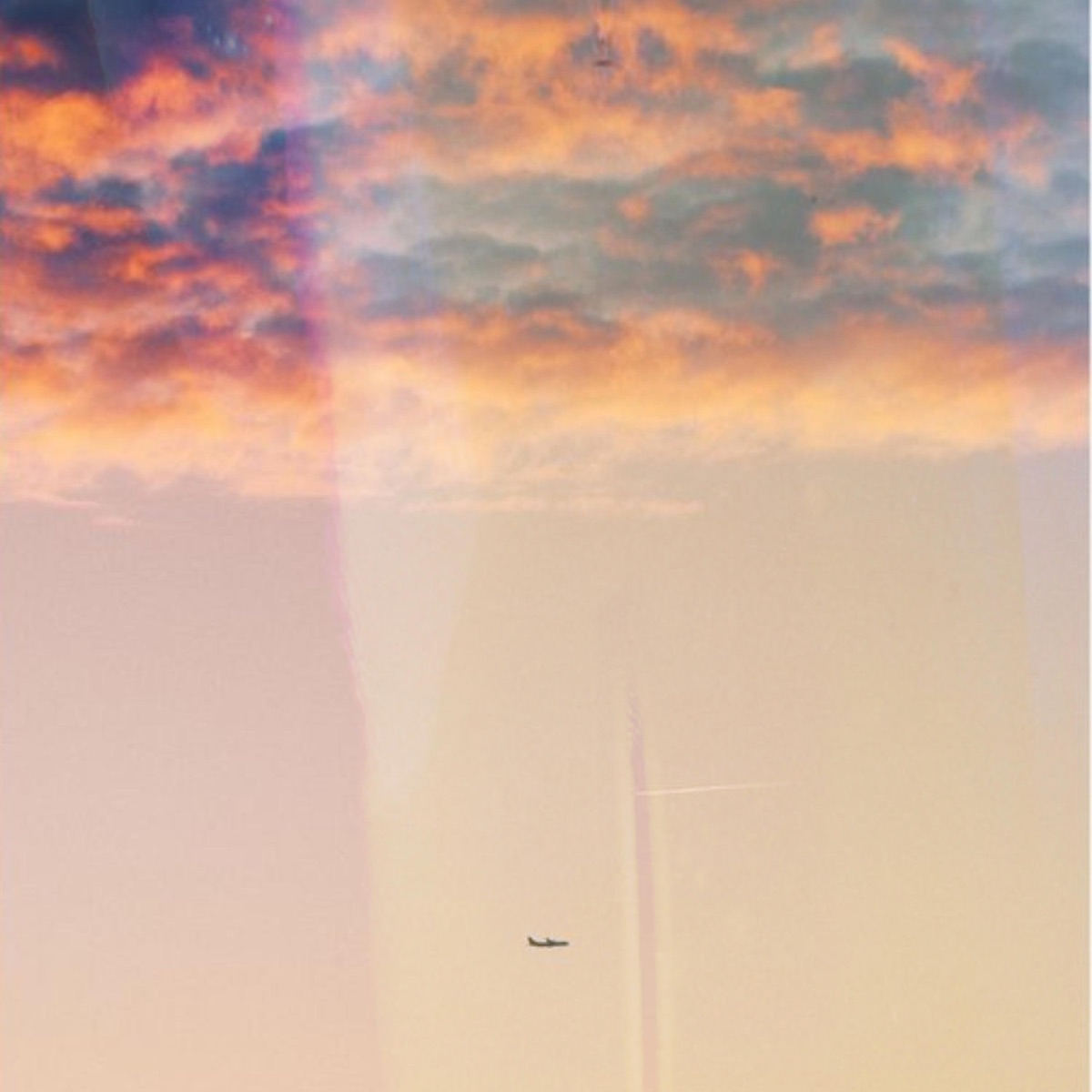 Floating - Single by instant era album cover