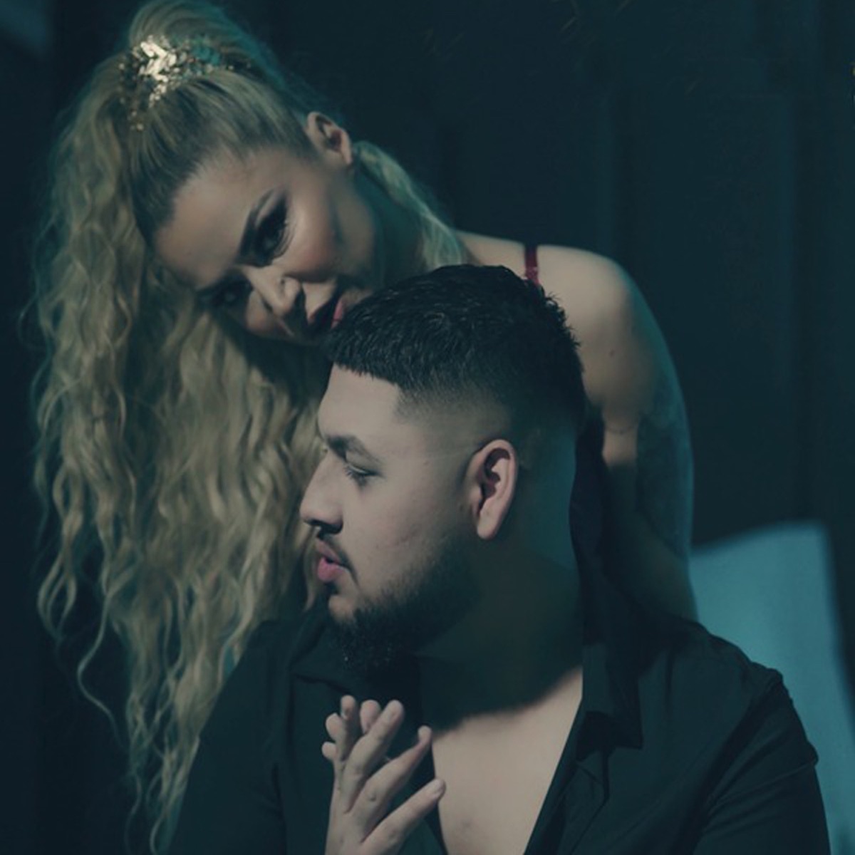 Ma shkrive zemren (feat. Ornela Dajko) - Single by Petrit Vullkani album cover