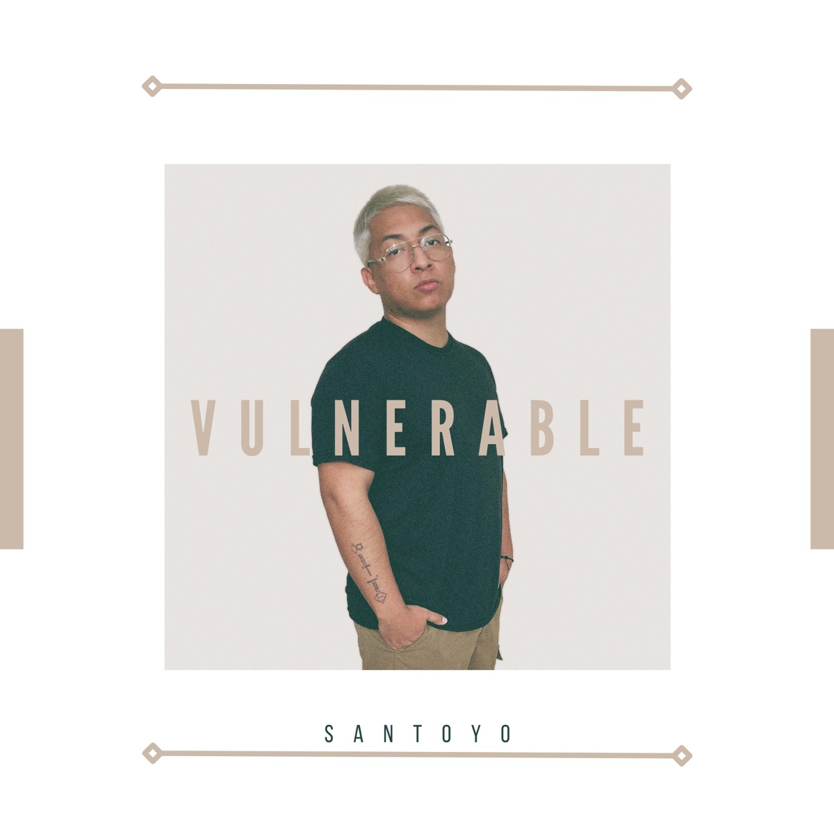 Vulnerable - Single by Santoyo album cover