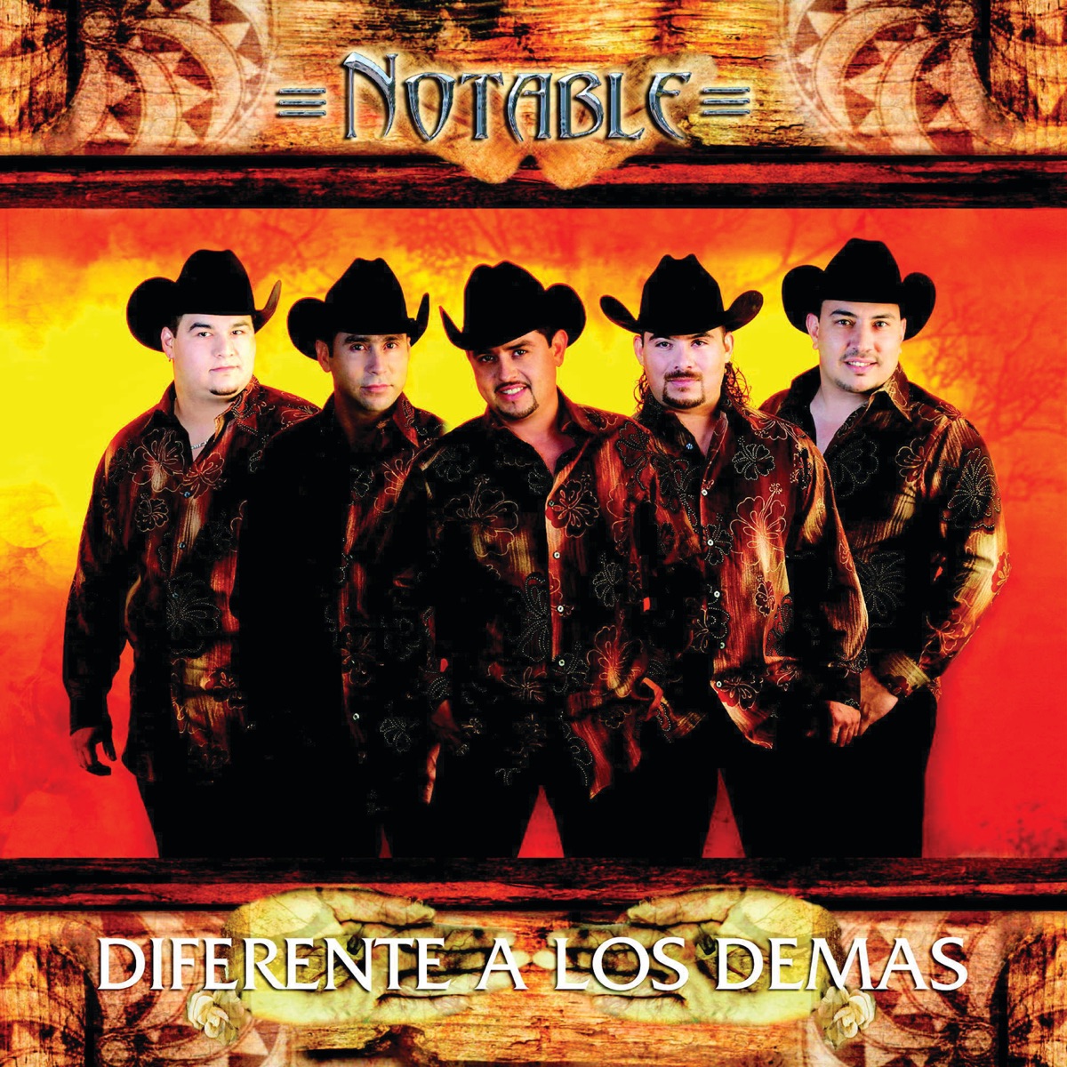 Diferente a los Demas by Grupo Notable album cover