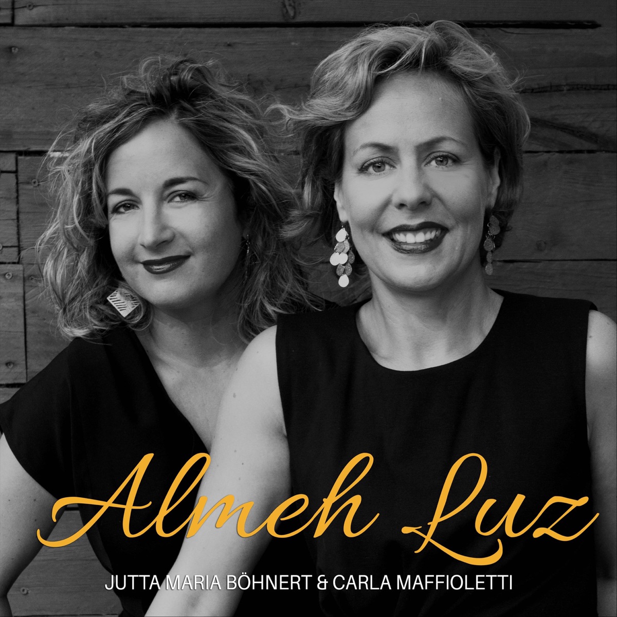 Azulão (feat. Carla Maffioletti, Jutta Maria Böhnert & Jan Knooren) - Single by Almeh Luz album cover