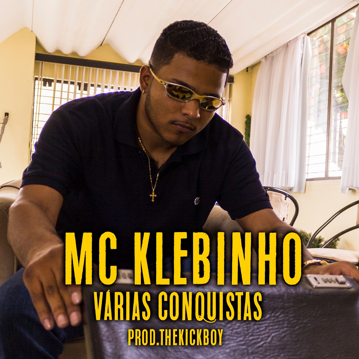 Varias Conquistas - Single by MC Klebinho album cover