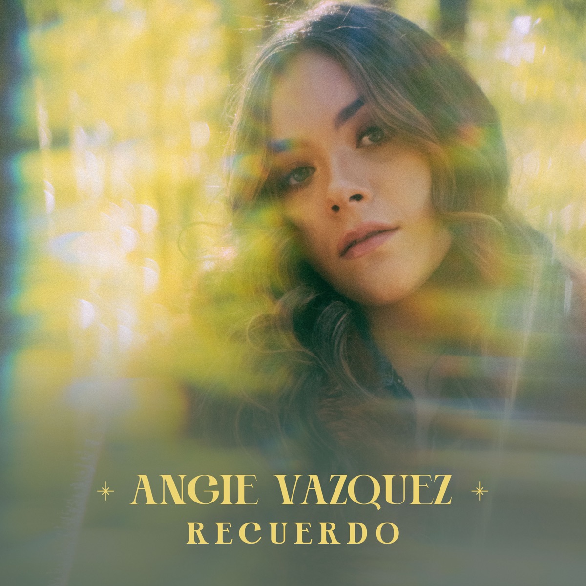 Recuerdo - Single by Angie Vázquez album cover