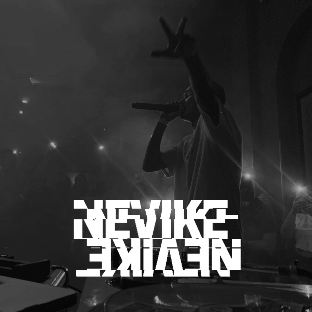 Fuga - Single by Nevike & MofoREc album cover