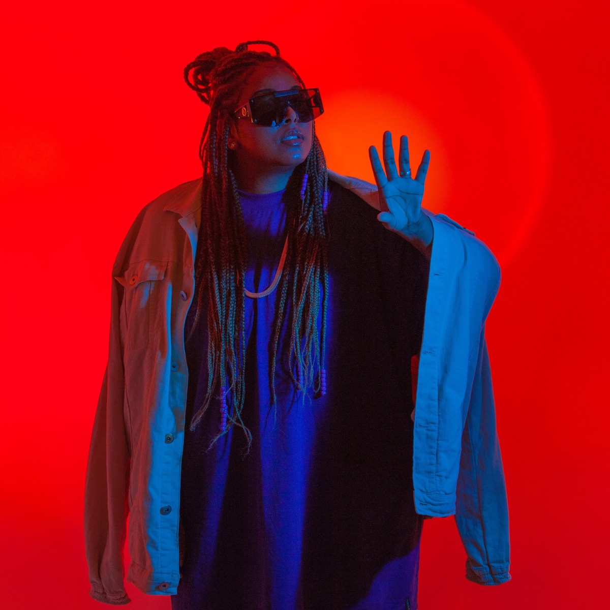 Pessoas São Falhas (feat. Vibox) - Single by Meg Pedrozzo album cover