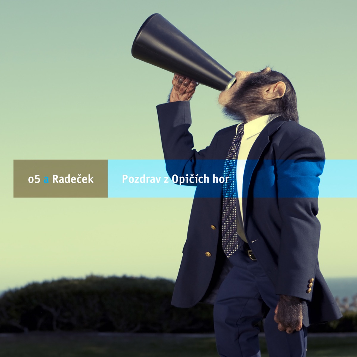 Pozdrav z Opičích hor by O5 a Radeček album cover