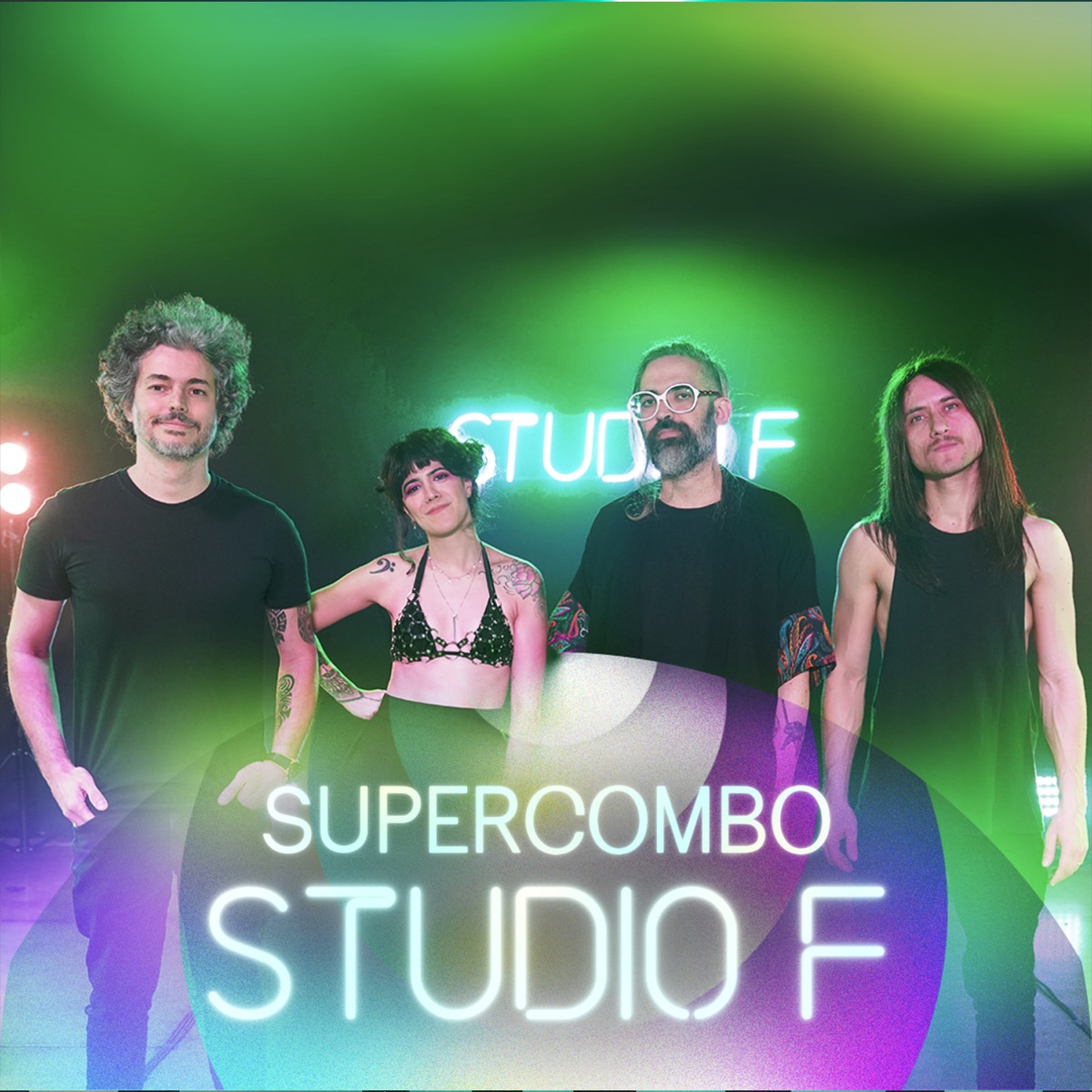 Supercombo Ao Vivo no Studio F - EP by Supercombo album cover