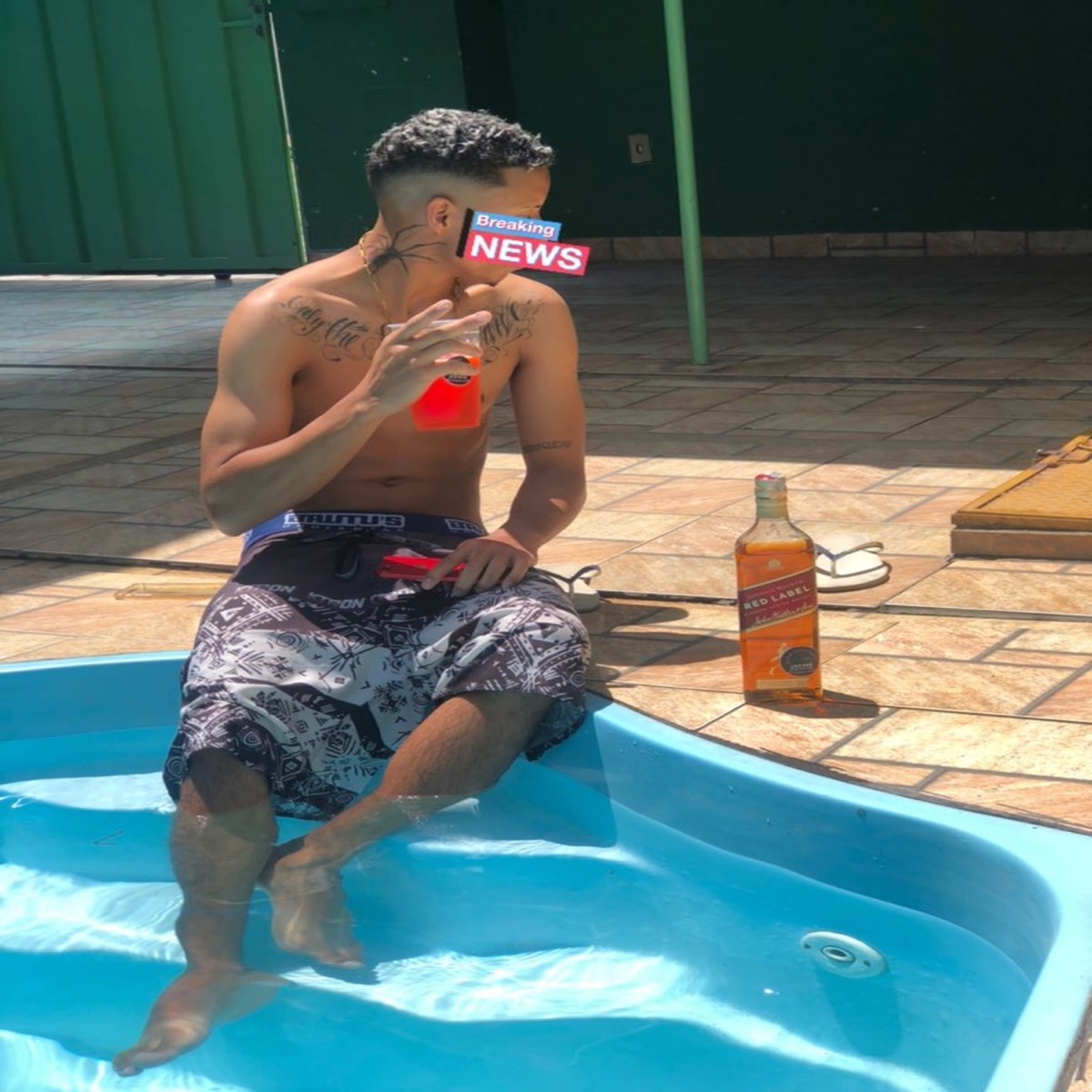 Satisfaz Essa Bebel - Single by Mc Fs, Mc Cg, Mc Ruan LG & MC SEUQRAM album cover