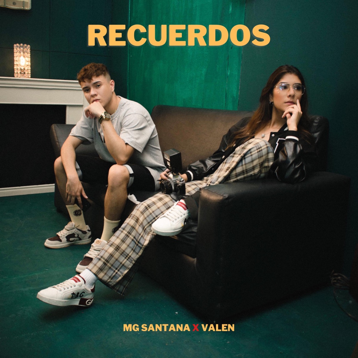 RECUERDOS (feat. VALEN) - Single by MG Santana album cover