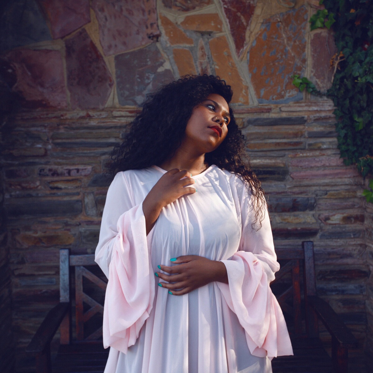Yiza - Single by Nia Pearl album cover