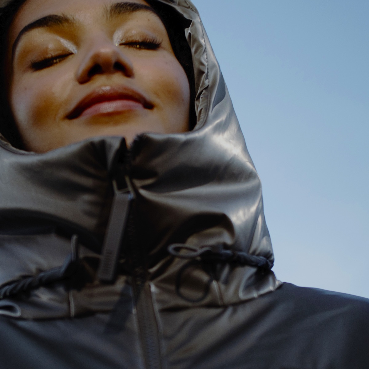 UFO - Single by Olivia Dean album cover artwork