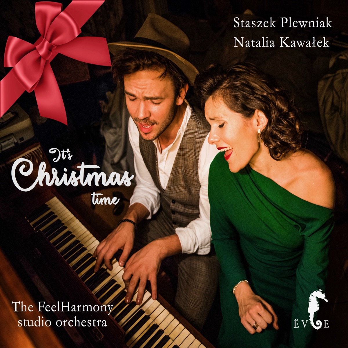 It's Christmas Time by Staszek Plewniak, Natalia Kawalek, The FeelHarmony studio orchestra & Stefan Plewniak album cover