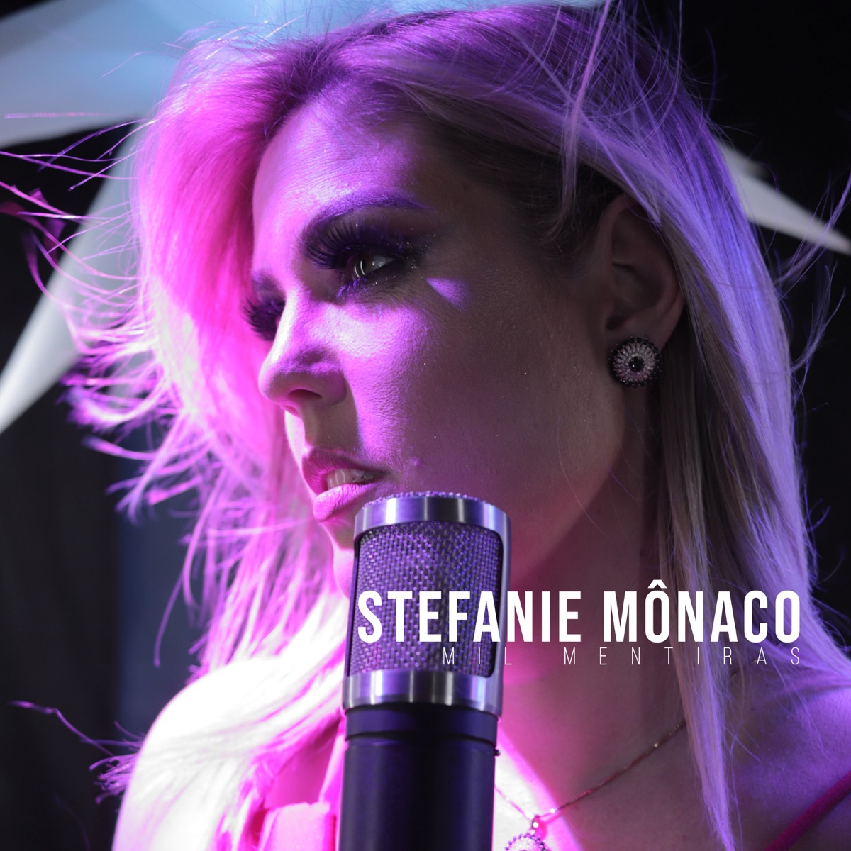 Mil Mentiras - Single by Stefanie Mônaco album cover
