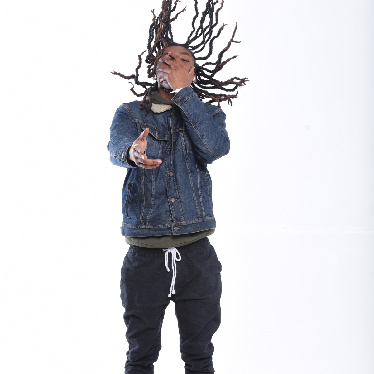 PRICELESS - Single by Sav Loudz album cover