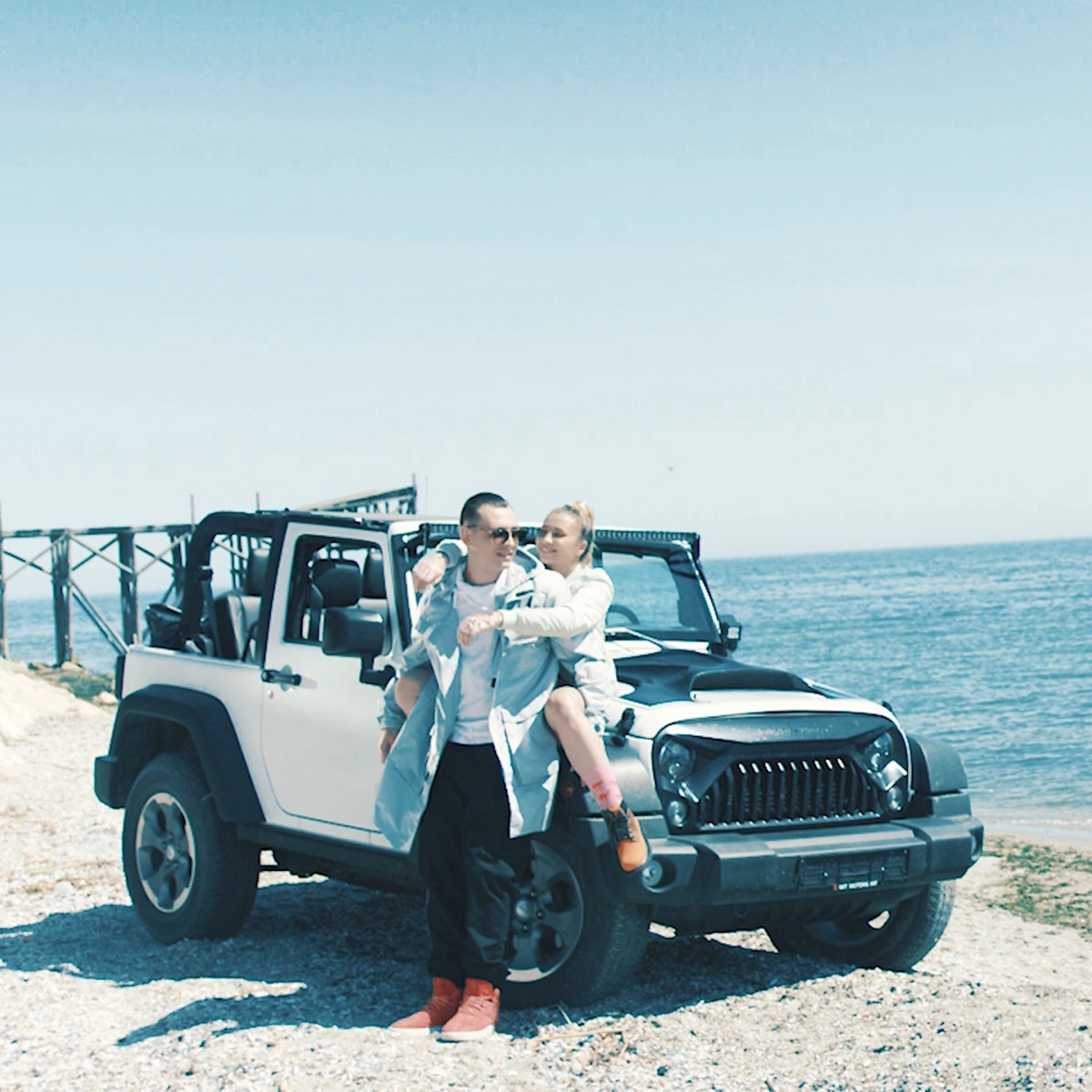 Dor Sa Te Ador (feat. Lora) - Single by Doddy album cover